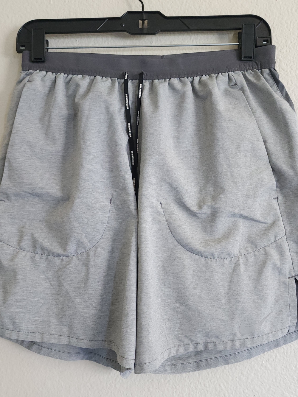 Nike Men’s Dri-FIT Heather Gray Running Shorts Sz M - Zipper Pocket